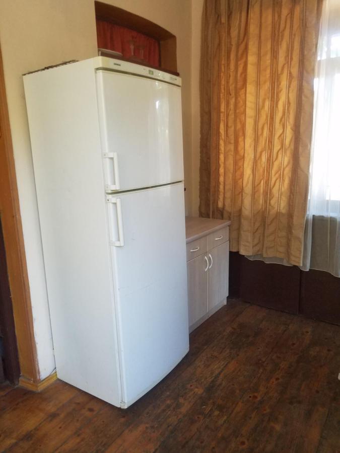 Уиут Ниниа Сад Apartamento Tbilisi Exterior foto