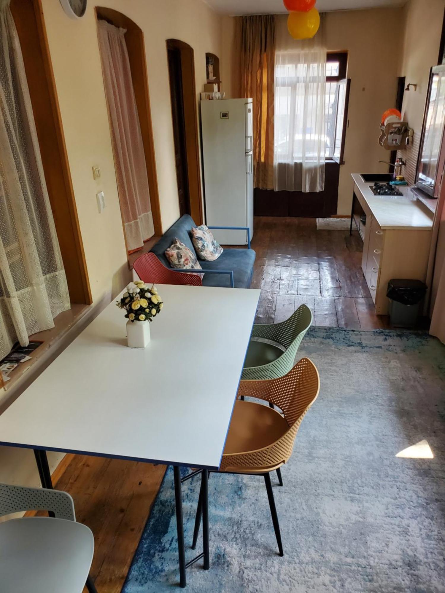 Уиут Ниниа Сад Apartamento Tbilisi Exterior foto